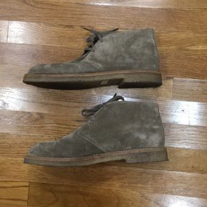 vince scott suede chukka boot